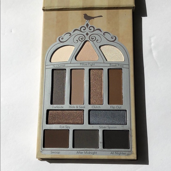 Pretty Vulgar Other - Pretty Vulgar Nightingale Eyeshadow Palette NEW